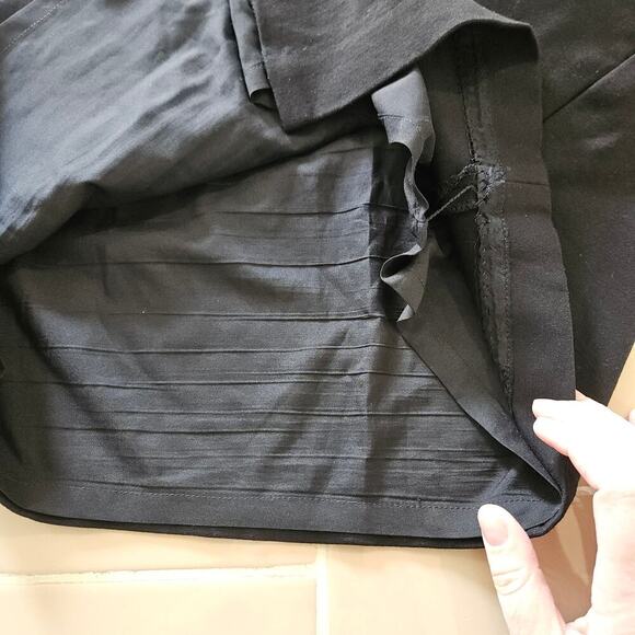 White House Black Market Mock Wrap Black Skirt Faux Leather Trim Size 6 - Picture 4 of 6